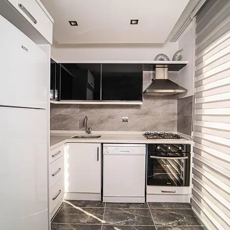 Σπίτι διακοπών 3br Amazing Garden With Pool In *